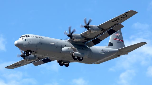 Lockheed C-130 Hercules (04-8153) - HOBBY 29, of the 815th Airlift Sq. based out of Keesler AFB in Biloxi, MS, doing the usual C-130 diving-approach in their gorgeous Super Hercules. This approach particularly being one of a few VOR/DME approaches onto 16L.