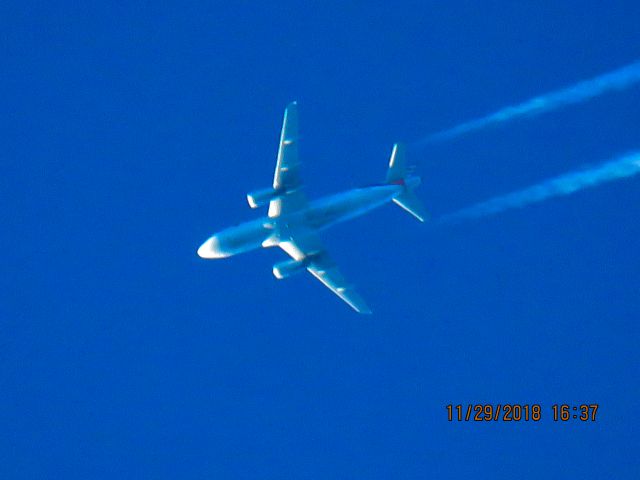 Airbus A319 (N821AW)