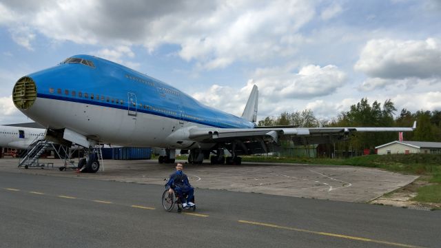 Boeing 747-400 (PH-BFR) - Me standing next to former KLM Boeing 747-400M (PH-BFR) Rio de Janeiro @ Aircraft End-of-Life Solutions (AELS). The aircraft will be scrapped in a couple of weeks. Most parts are sold and re-used.