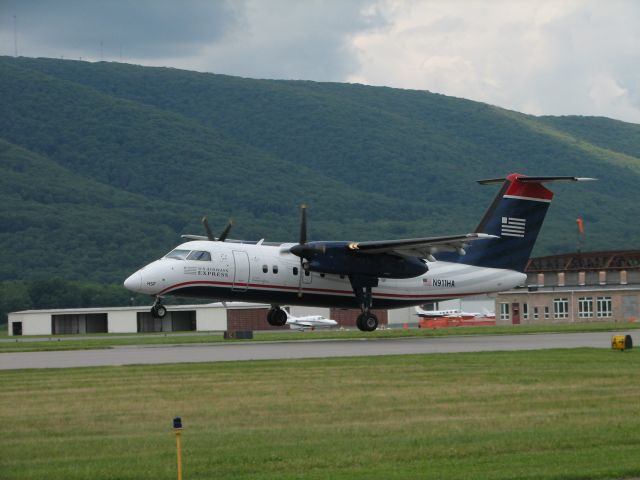 N911HA — - Scheduled airline landing on the short runway.