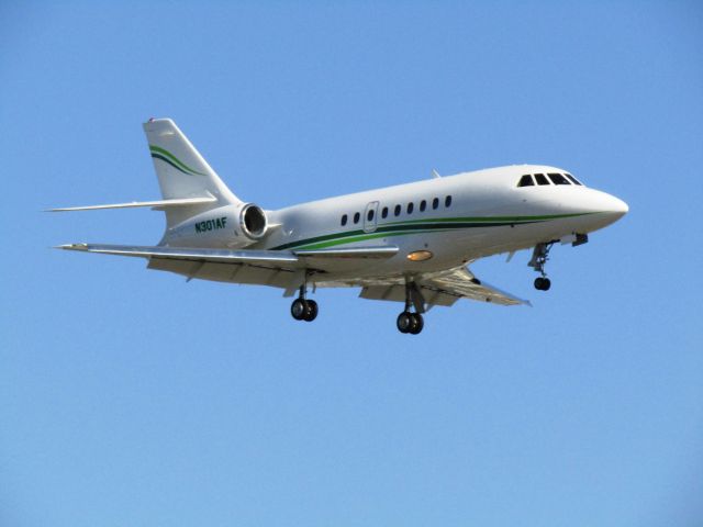 Dassault Falcon 2000 (N301AF) - Landing RWY 20R