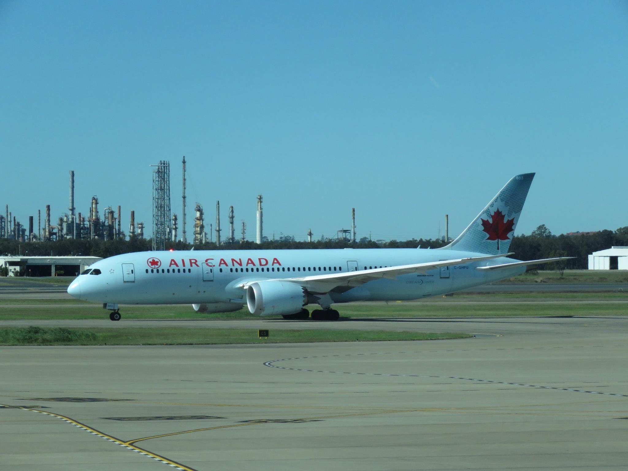 Boeing 787-8 (C-GHPU)