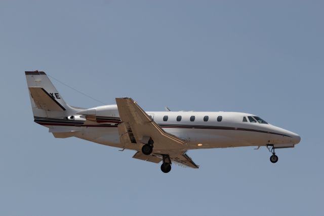 Cessna Citation Excel/XLS (CS-DXE) - landing RWY 31