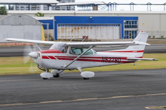 Cessna Skyhawk (N5278D) - New on data base 