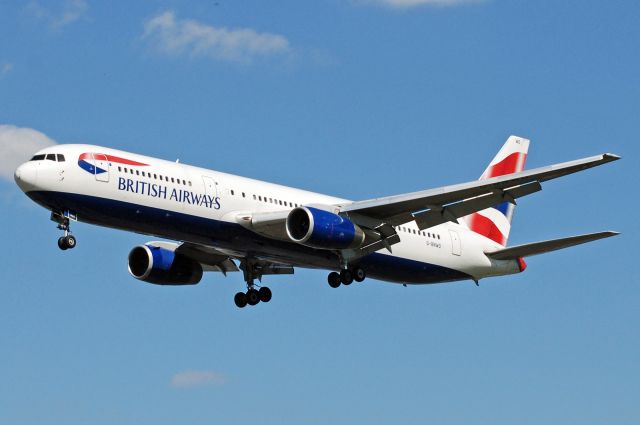BOEING 767-300 (G-BNWB) - Myrtle Ave 2010