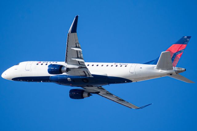 Embraer 175 (N250SY) - SKW3737 - RNO to SLC - 29 Dec, 2020