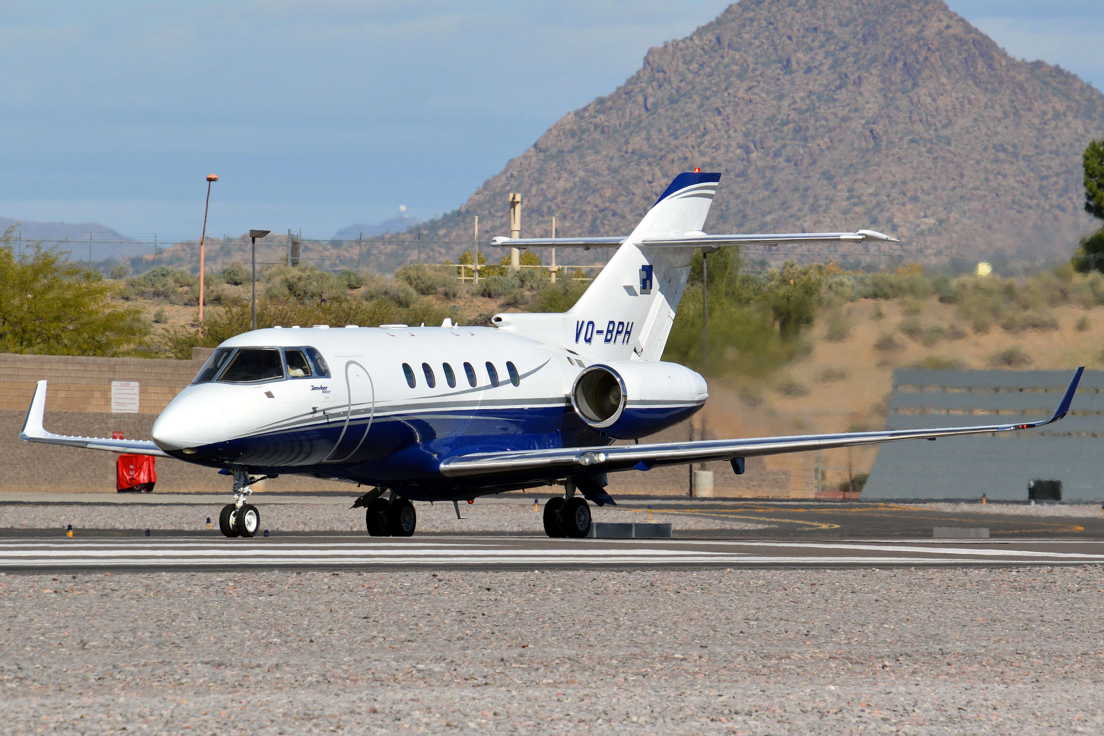 Hawker 800 (VQ-BPH) - Departing for TEB.