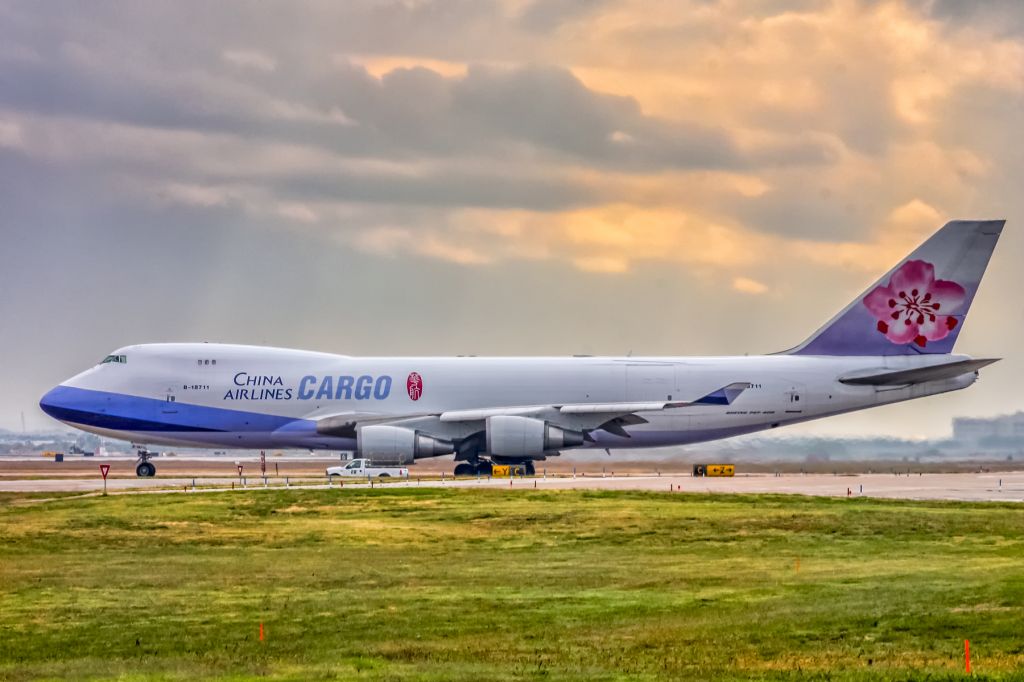 Boeing 747-400 —