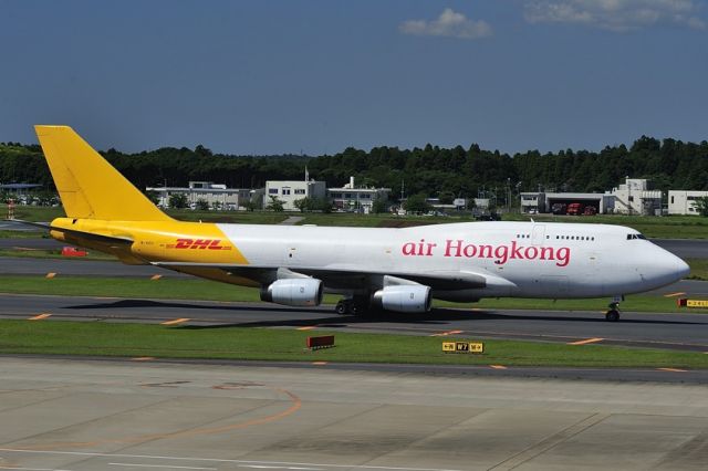 Boeing 747-400 (B-HOU) - 2014