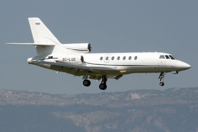 Dassault Falcon 50 (3C-LGE)