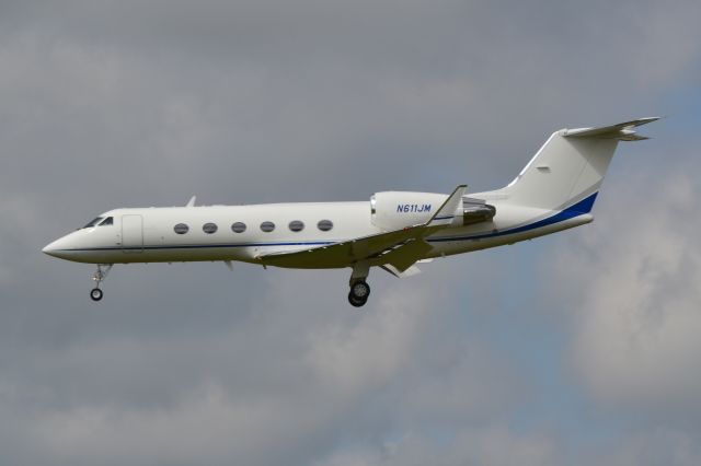 Gulfstream Aerospace Gulfstream IV (PWA611) - Priester Aviation "Priester 611" (JFM INC) on final at KJQF - 9/26/18