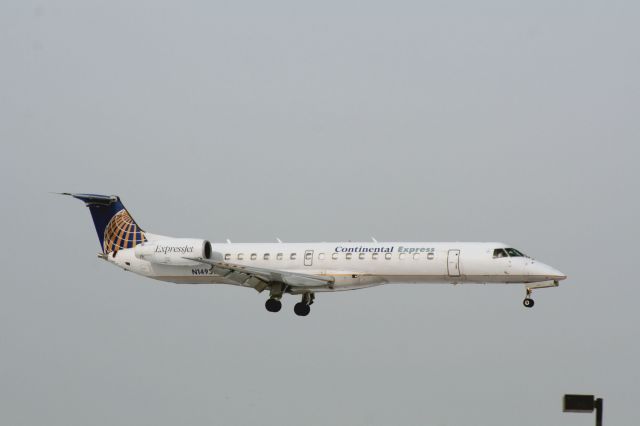 Embraer ERJ-145 (N14937)