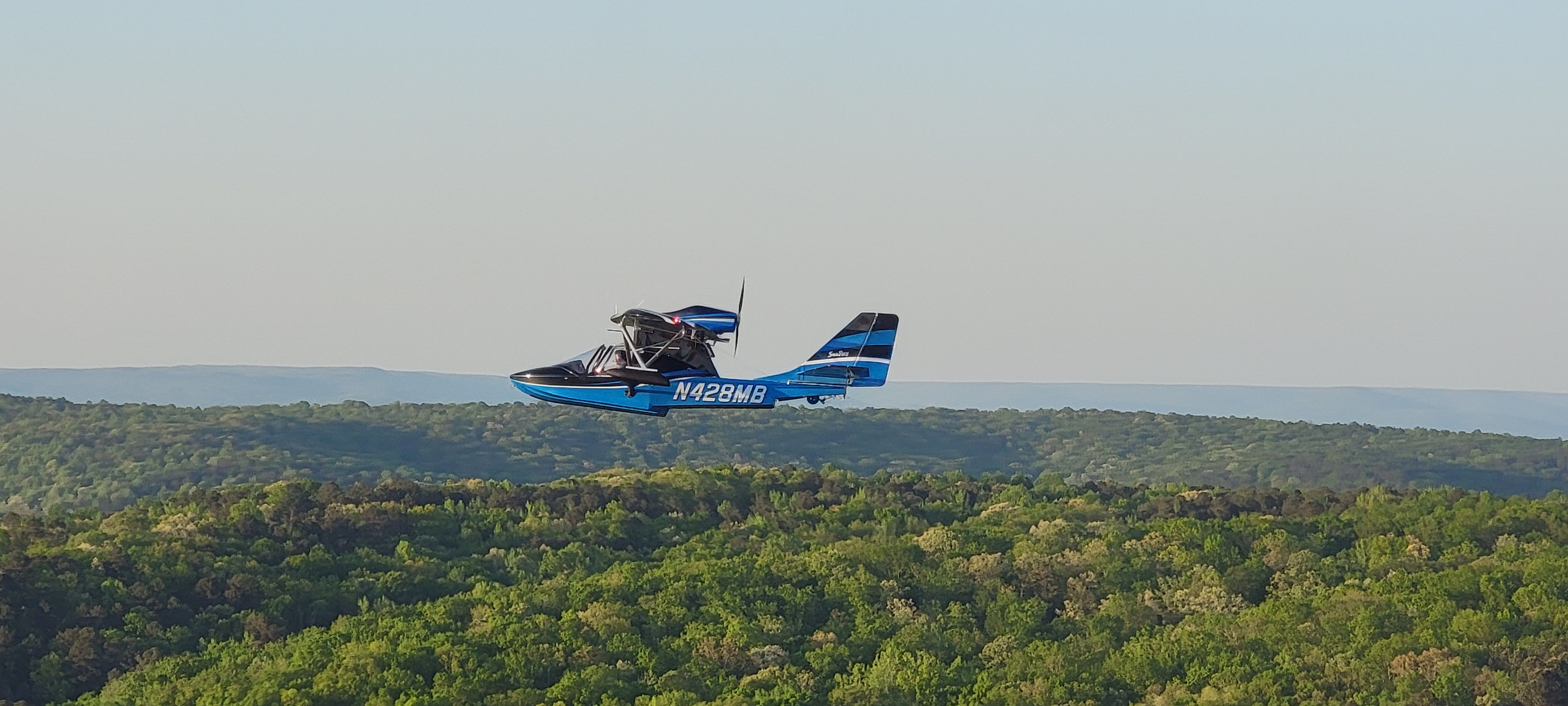 PROGRESSIVE AERODYNE SeaRey (N428MB) - Searey N428MB flying along the mountains of south Huntsville, AL. 