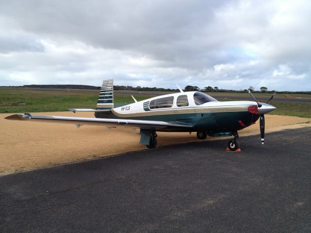 Mooney M-20 Turbo (VH-TLS)