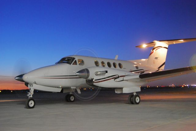 Beechcraft Super King Air 200 (N53KA)