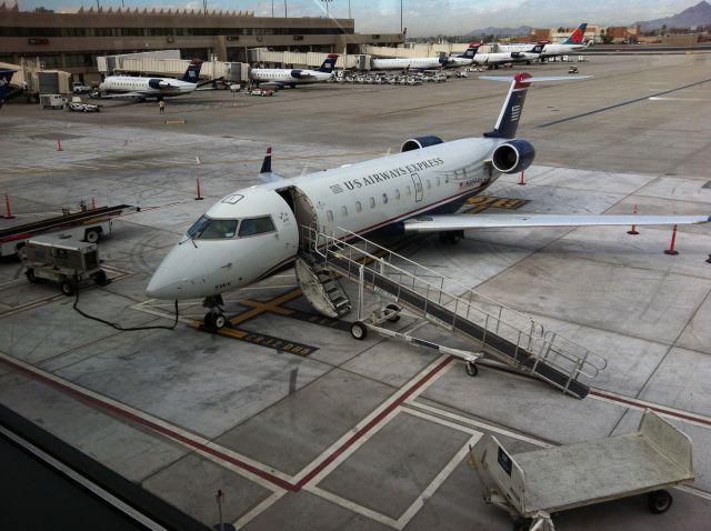 Canadair Regional Jet CRJ-200 (N889AS) - A Skywest CRJ-200 at the B terminal in Phoenix on Nov. 17, 2012