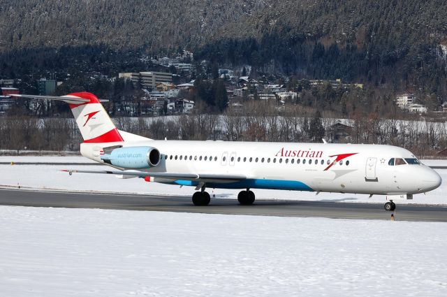 Fokker 100 (OE-LVC)