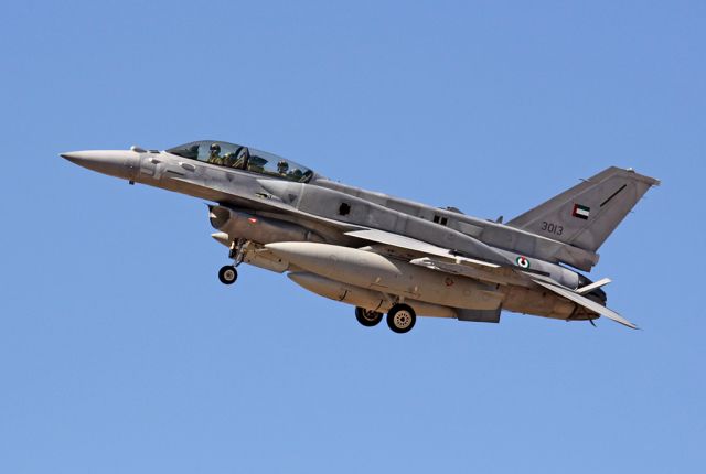 Lockheed F-16 Fighting Falcon (N3013) - UAEAF, Tucson, AZ  F -16F block 60