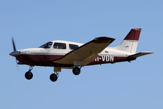 Piper Cherokee (VH-VDN)