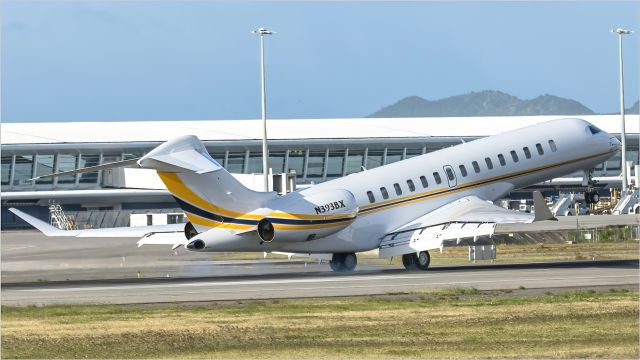 BOMBARDIER BD-700 Global 7500 (N393BX)