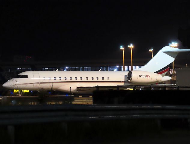 Bombardier Global Express (N152QS) - Photo taken on Aug 01, 2023.