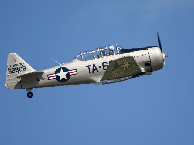 North American T-6 Texan (N5542V) - OSH18. 25 JUL 2018.