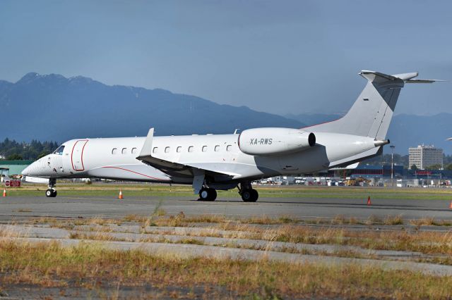 Embraer ERJ-135 (XA-RWS)