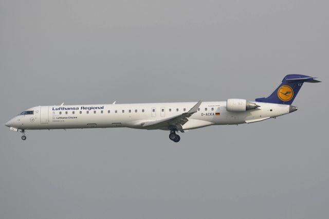 Canadair Regional Jet CRJ-900 (D-ACKA)