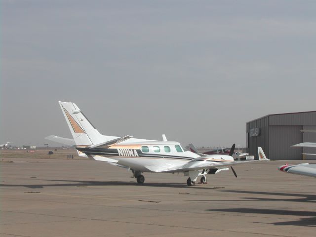 Beechcraft King Air 90 (N111WA)