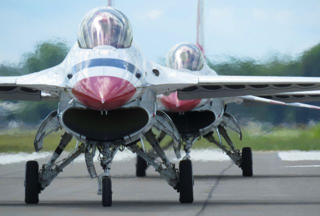 Lockheed F-16 Fighting Falcon — - U.S. Air Force Air Demonstration Squadron (The Thunderbirds) taxi to take-off at the 2019 Rochester International Airshow ROC on 25 Aug 19.