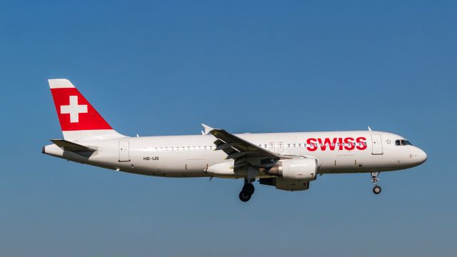 Airbus A320 (HB-IJS)