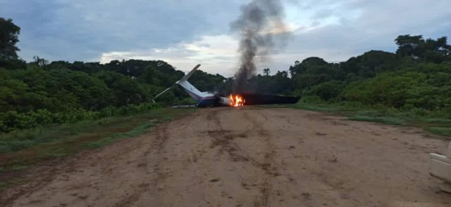 Gulfstream American Gulfstream 2 (N104VV) - Venezuela, aftermath of a drug raid