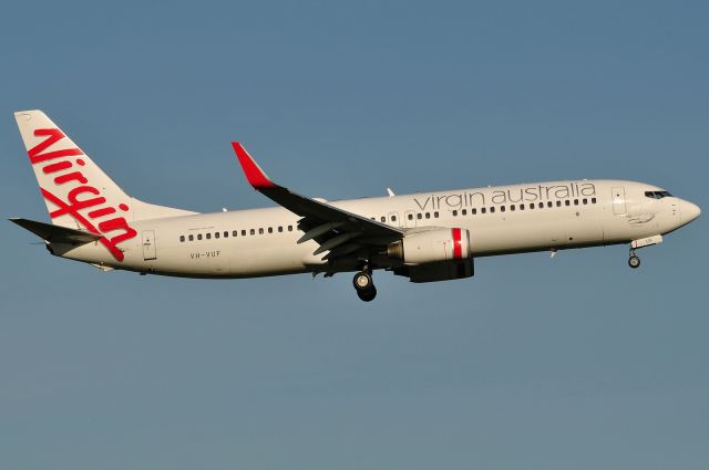 Boeing 737-800 (VH-VUF)