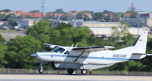 Cessna Caravan (N9634B) - Landing 22