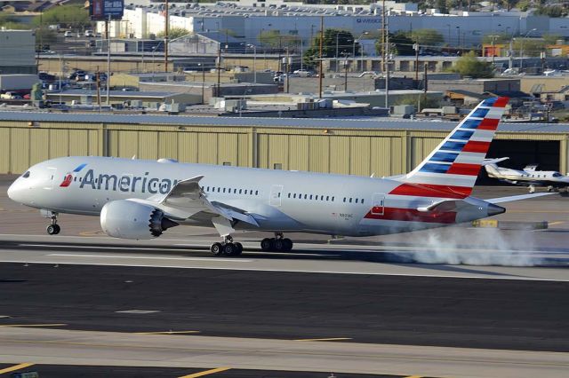 Boeing 787-8 (N801AC) - American Boeing 787-823 N801AC at Phoenix Sky Harbor on March 10, 2015.
