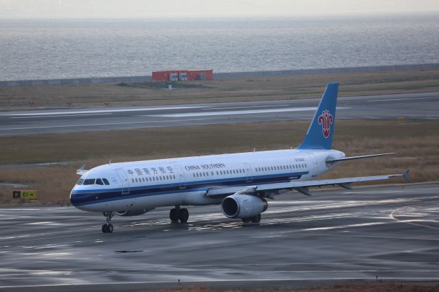 Airbus A321 (B-6342)