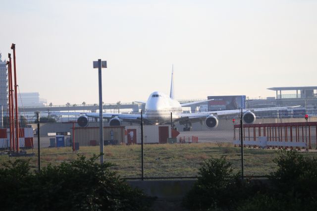 BOEING 747-8 (D-ABYM)