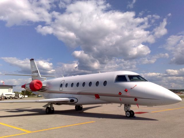 IAI Gulfstream G200 (N749QS)