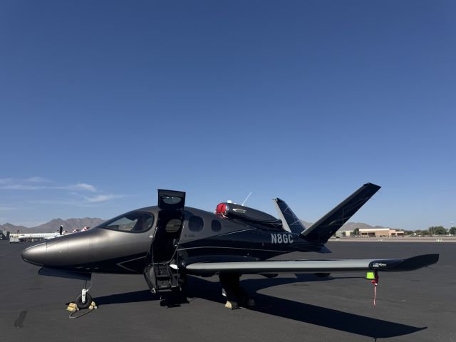 Cirrus Vision SF50 (N8GC) - Hot day in Arizona!