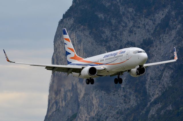Boeing 737-800 (OK-TSA)