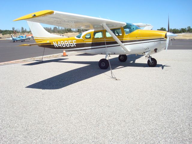 Cessna 206 Stationair (N4885F)