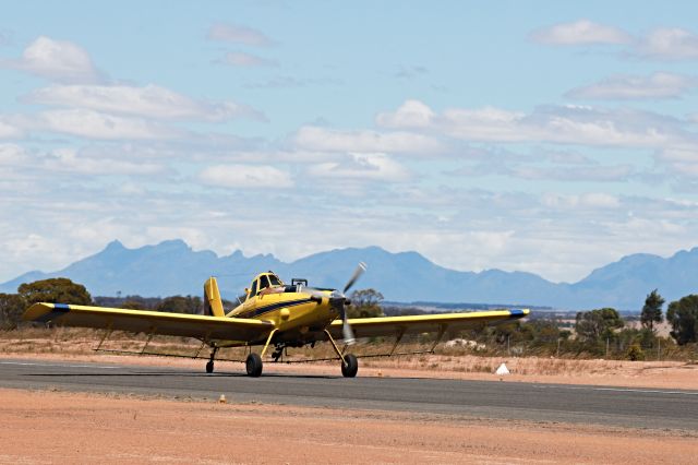 VH-KNO — - Landing on RWY 30 with the Stirling Ranges in the background