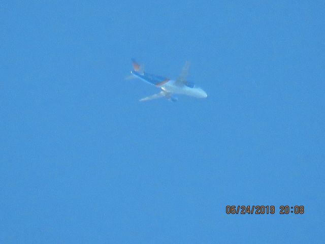 Airbus A320 (N274NV)