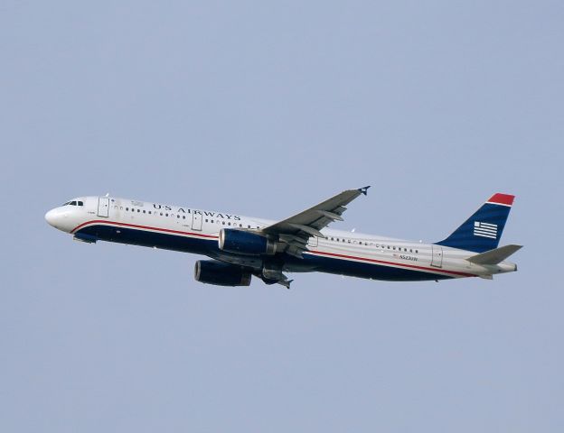 Airbus A321 (N523UW) - a rel=nofollow href=http://flightaware.com/live/flight/N523UW/history/20141221/2125Z/KLAX/KCLThttps://flightaware.com/live/flight/N523UW/history/20141221/2125Z/KLAX/KCLT/a