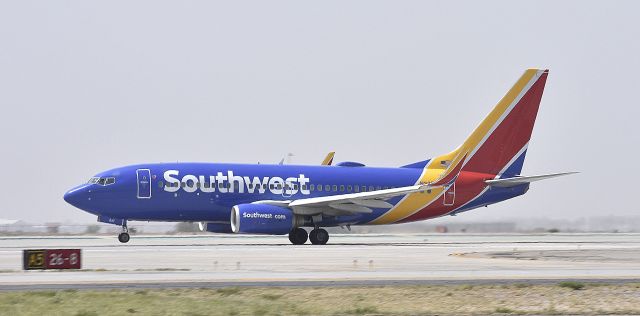 Boeing 737-700 (N237WN)