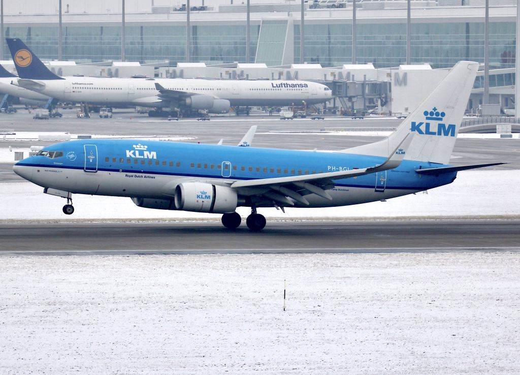 Boeing 737-700 (PH-BGL)