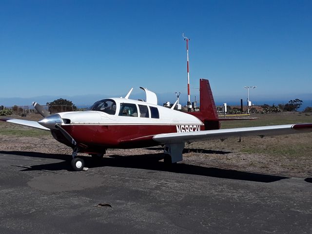 Mooney M-20 (N6893V)