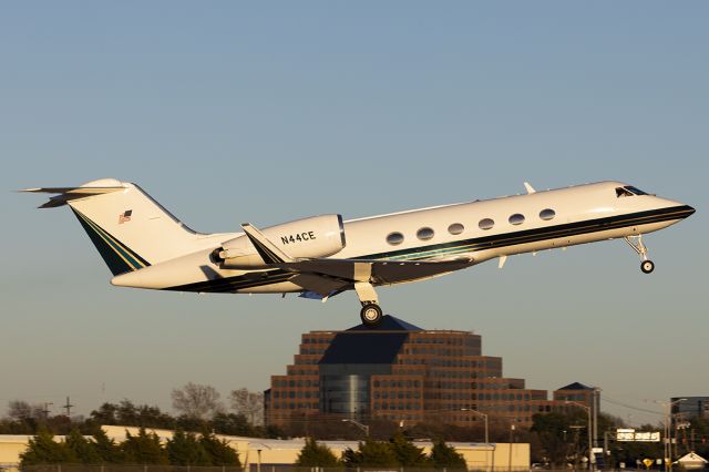 Gulfstream Aerospace Gulfstream IV (N44CE)