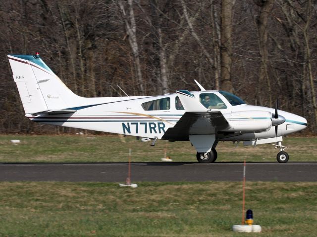 Beechcraft Duke (N77RR)