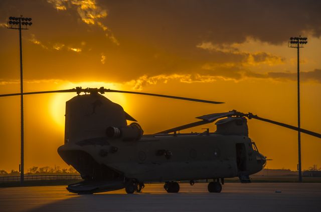 Boeing CH-47 Chinook — - CH-47 Chinook at Alexandria (KAEX), LA